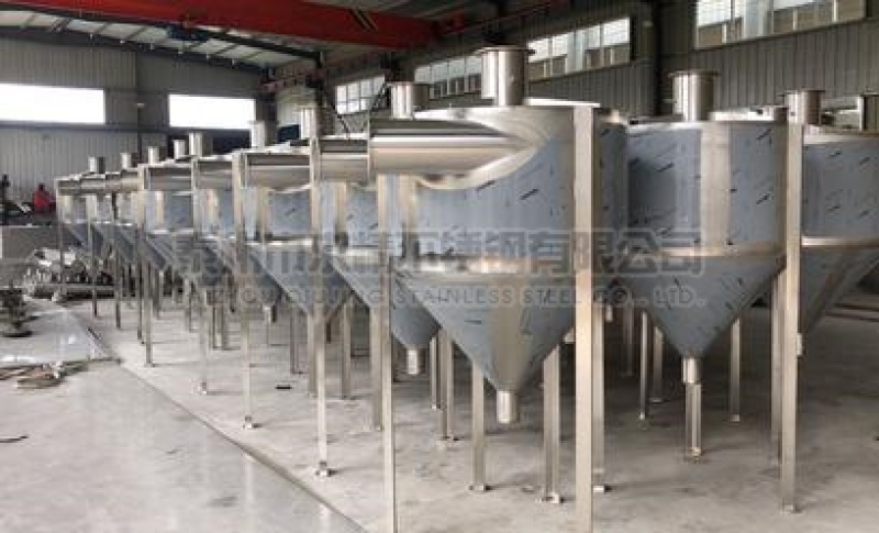 焊接拋光儲(chǔ)液罐